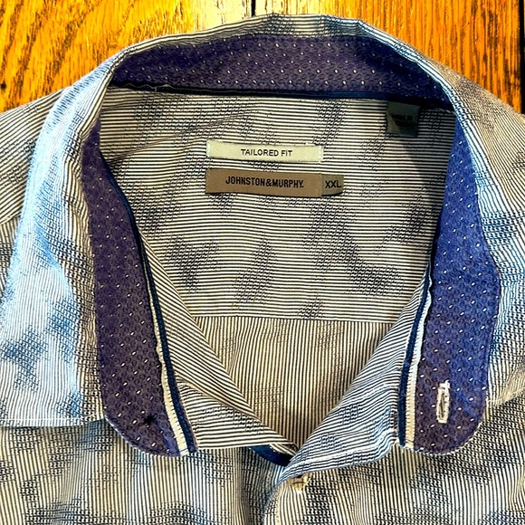 JOHNSON & MURPHY TAILORED FIT BLUE AND WHITE COTTON SHIRT WITH PATTERNED BUTTONS - Picture 3 of 8